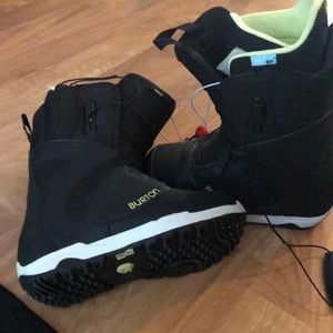 Women’s Burton imprint snowboarding boots